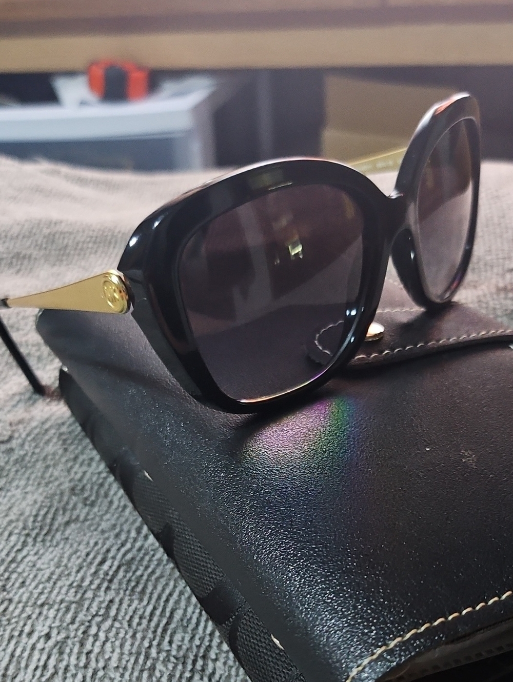 Micheal Kors Womens Designer Sunglasses New! - Picture 3 of 7